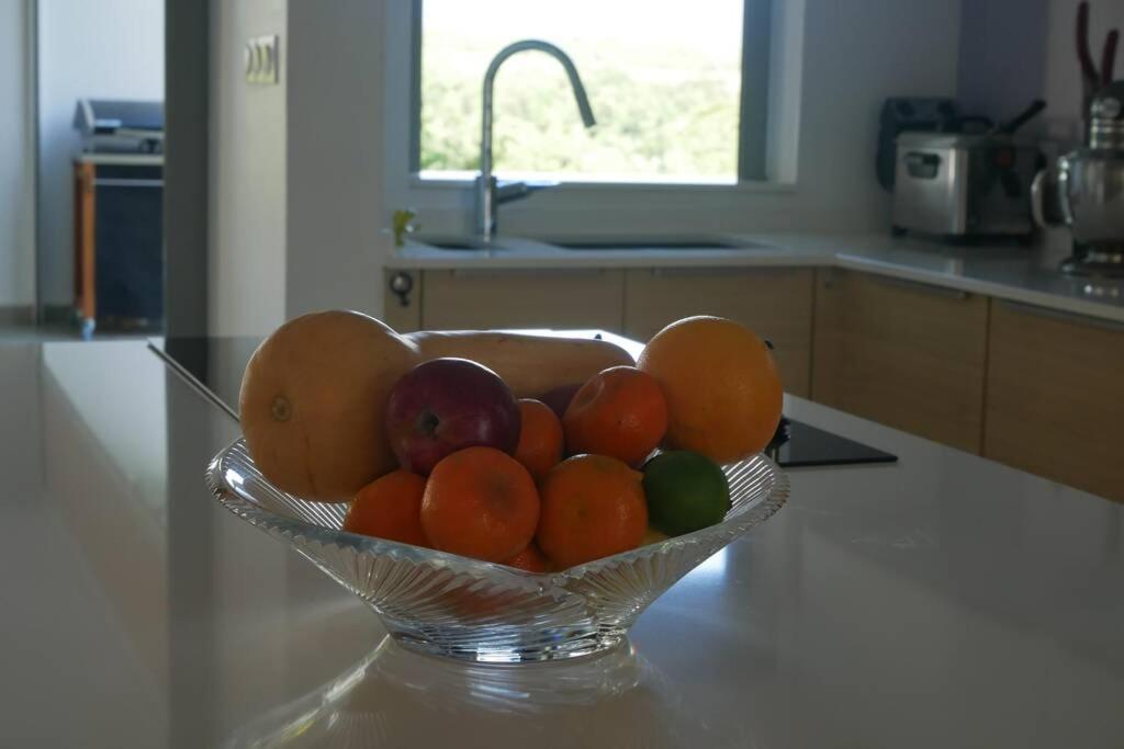 Villa Kumquat Avec Piscine Et Vue Sur Les Montagnes Petit-Bourg Buitenkant foto